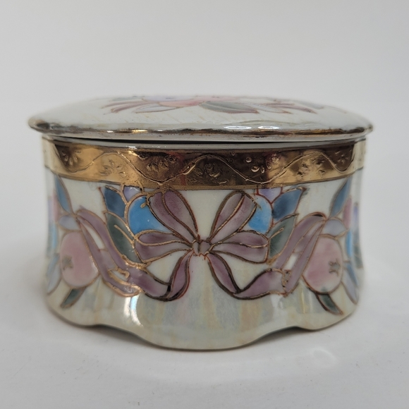 Vintage ceramic trinket box with pears - Picture 3 of 13